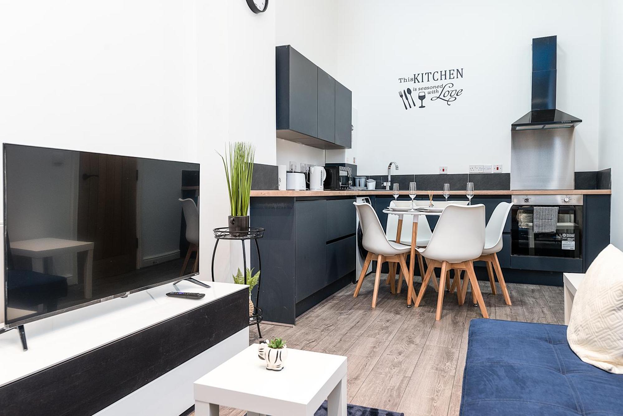 Deluxe 2 Bedroom Apartment In City Centre Nottingham Exterior photo